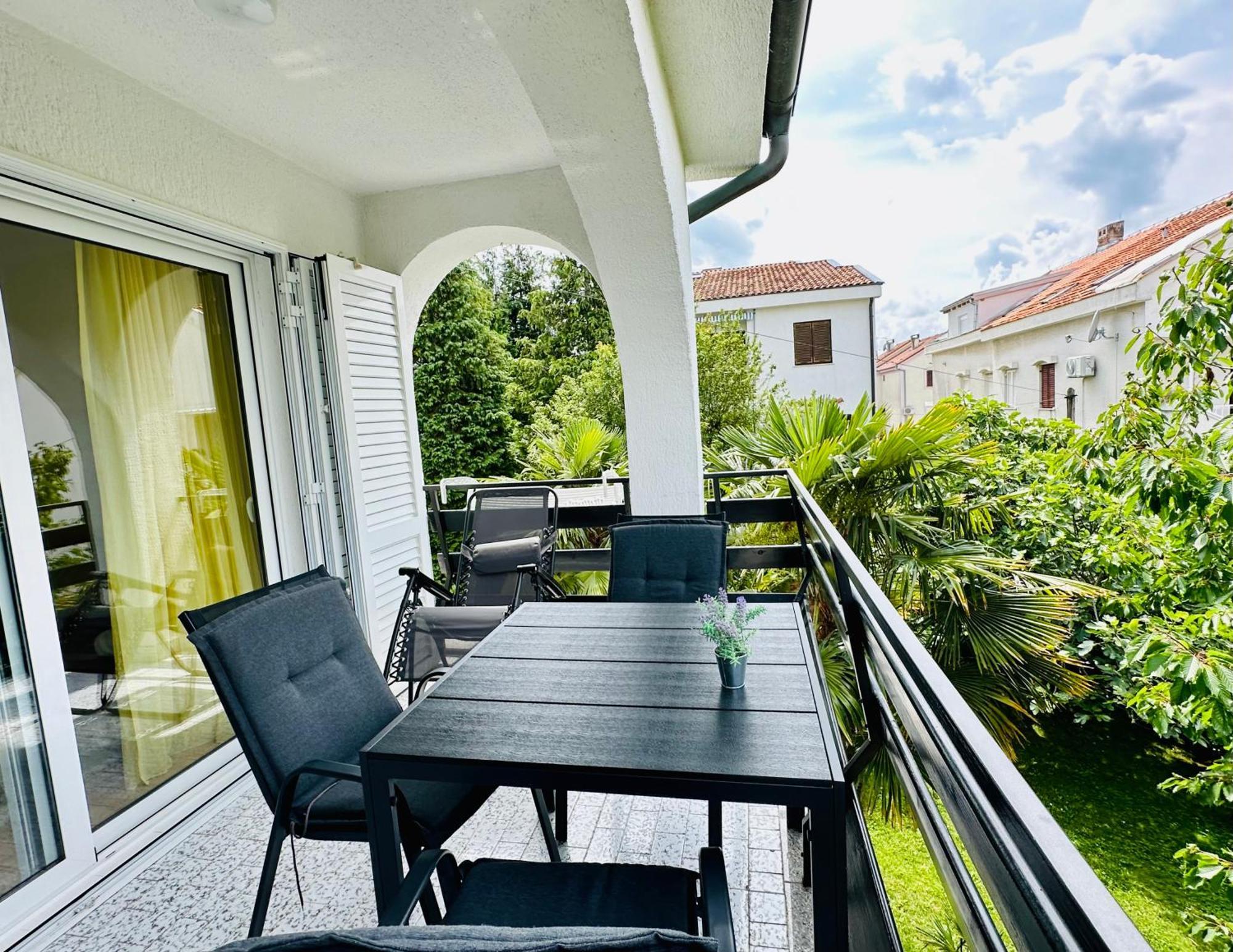 Apartments Bella Vita 2 Malinska Eksteriør billede